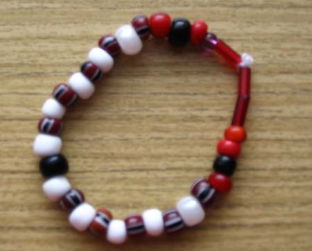 náramek - cerveno-bílá.jpg